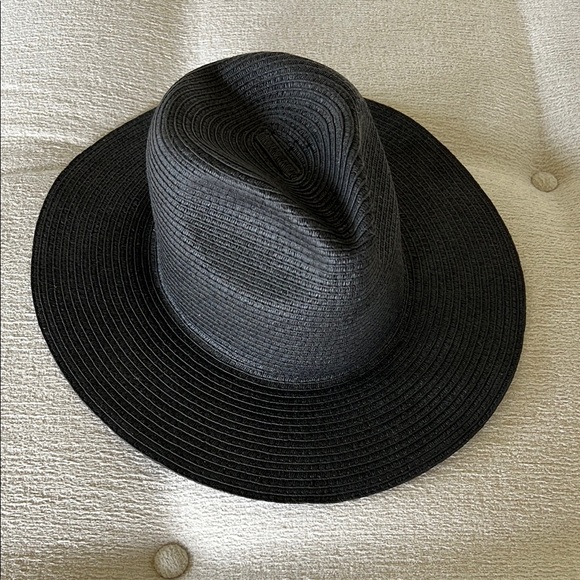 Madewell Ladies Black Fedora Hat  EUC  Size S/M main image 6